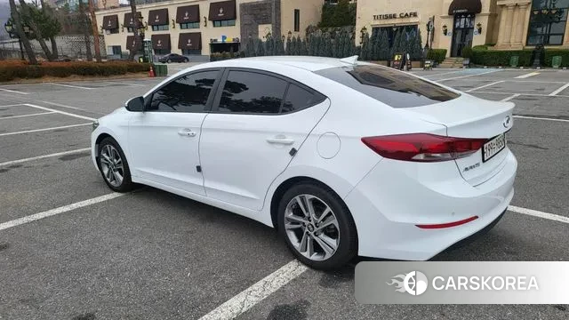 Hyundai Avante AD id 3485023 из Кореи 11