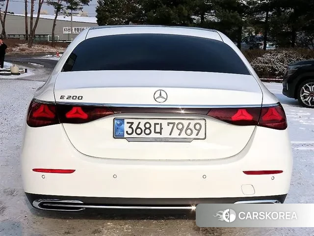 Mercedes-Benz E-Class W214 id 3605796 из Кореи 14