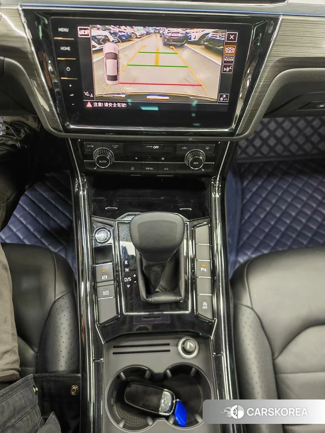 Volkswagen Huiang id 3895936 из Китая 9