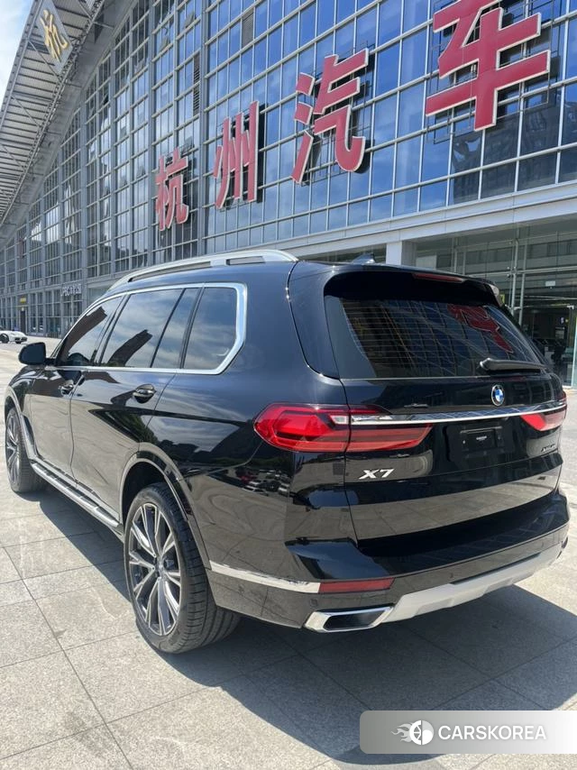 BMW X7 id 4277872 из Китая 10