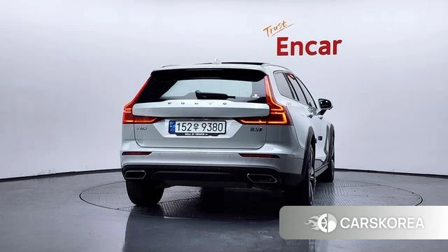 Volvo V60 Cross-Country 2nd Generation id 4324379 из Кореи 29