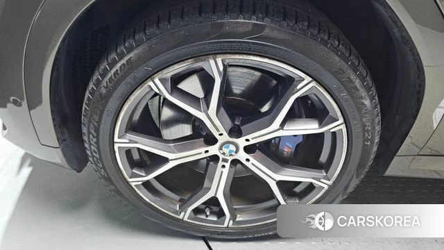 BMW X6 (G06) id 4693525 из Кореи 30