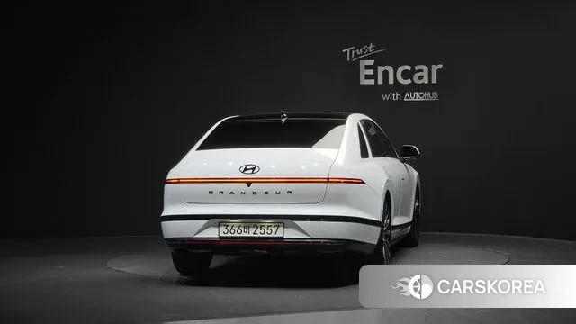 Hyundai Grandeur (GN7) id 3769510 из Кореи 14