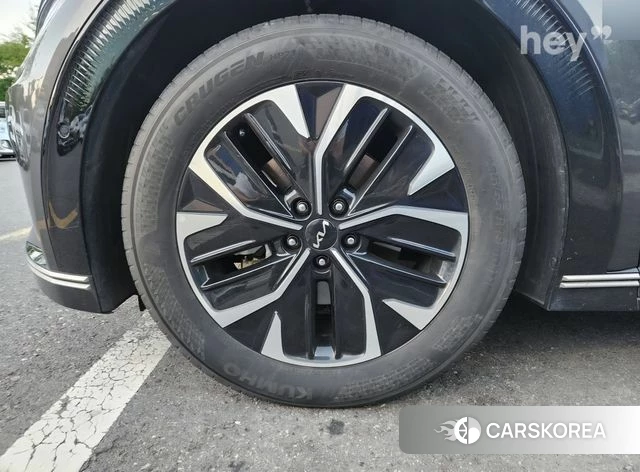 Kia EV6 id 4393612 из Кореи 9