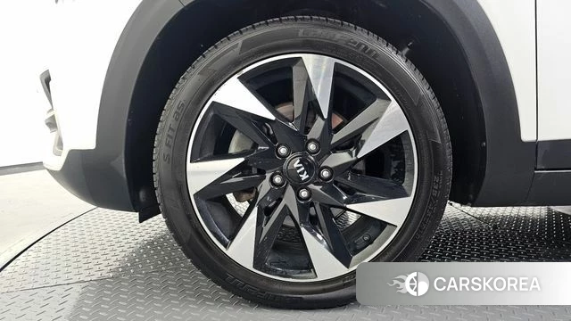 Kia Seltos id 4708088 из Кореи 26