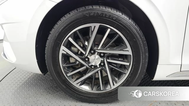 Hyundai The New Grandeur IG id 4416350 из Кореи 30