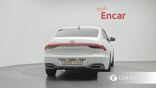 Hyundai The New Grandeur IG id 4415935 из Кореи 14