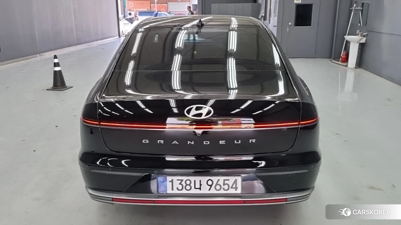 Hyundai Grandeur (GN7) id 4601304 из Кореи 12