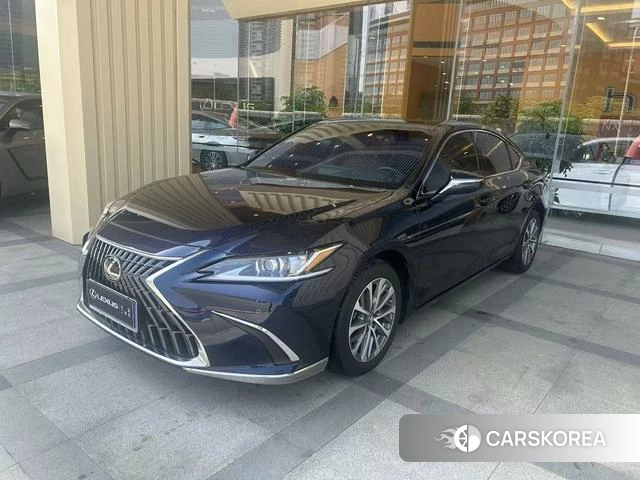Lexus ES id 4259918 из Китая 7
