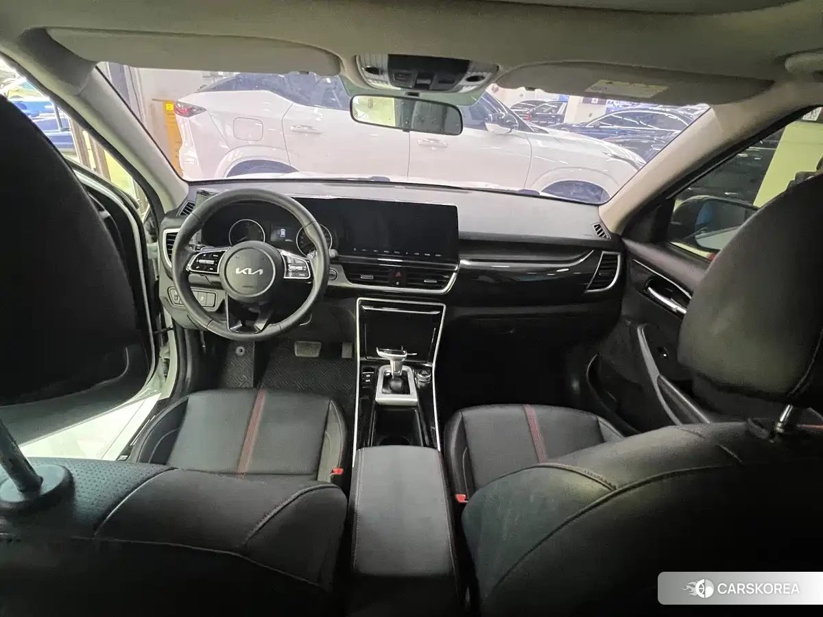 Kia KX3 2022 Белый из Китая, фото 5