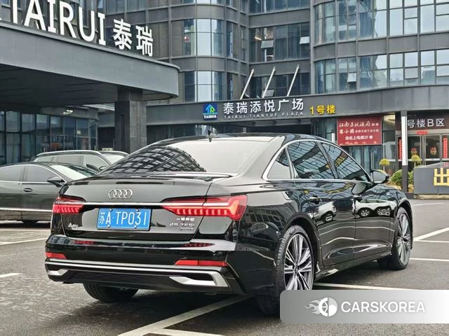 Audi A6L id 4277573 из Китая 9
