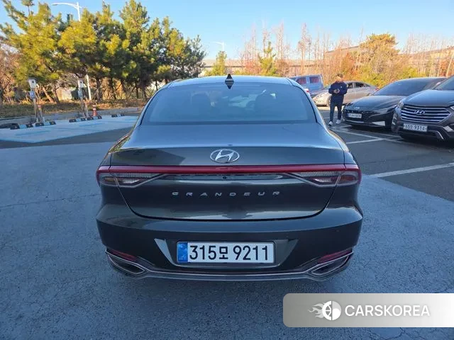 Hyundai The New Grandeur IG Hybrid id 3502097 из Кореи 11