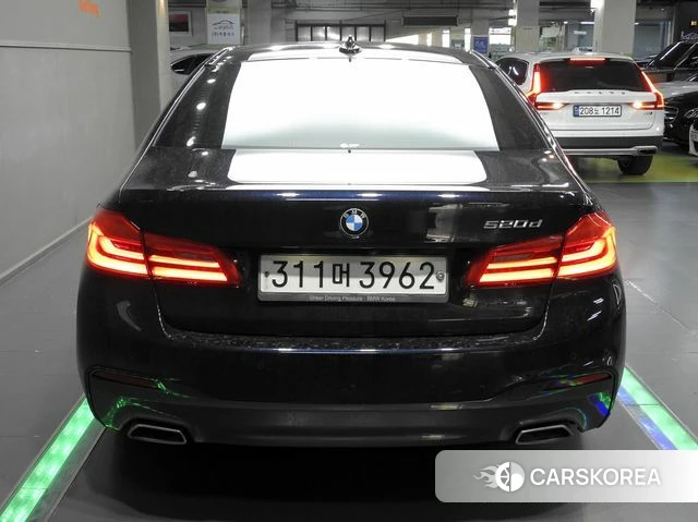BMW 5 Series (G30) id 4918222 из Кореи 14