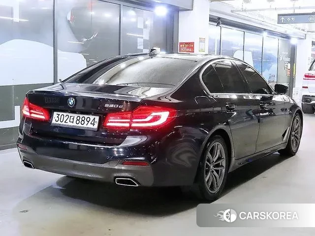 BMW 5 Series (G30) id 3422777 из Кореи 14