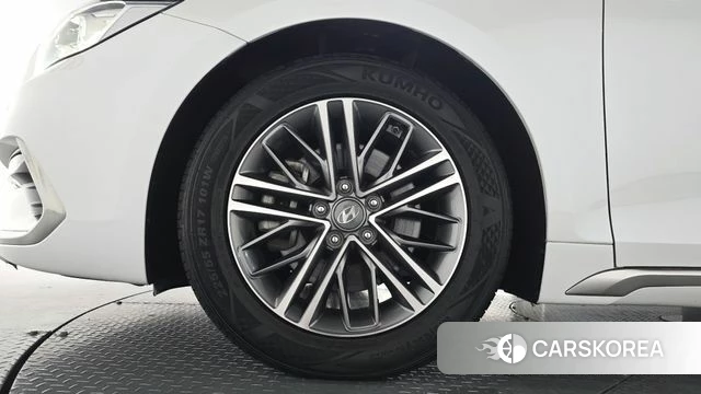 Hyundai Grandeur IG id 4610184 из Кореи 28