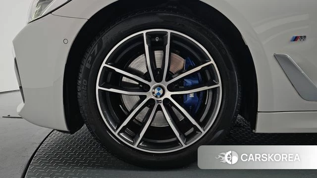 BMW 5 Series (G30) id 4848345 из Кореи 29