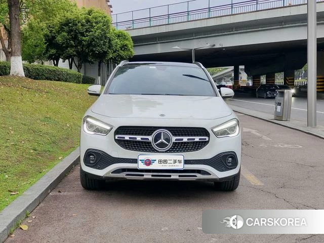 Mercedes-Benz GLA 2021 Белый из Китая, фото 4