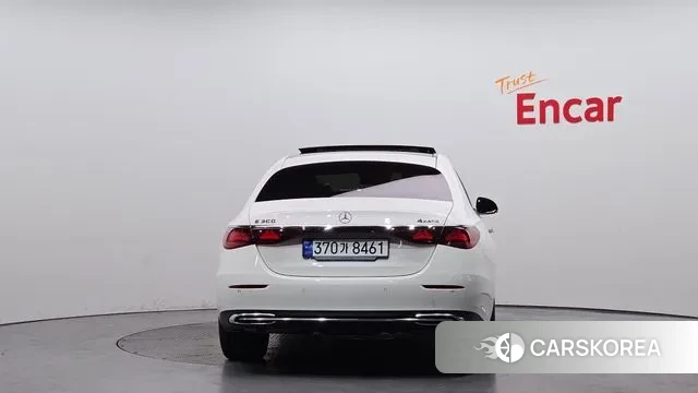 Mercedes-Benz E-Class W214 id 3776236 из Кореи 14