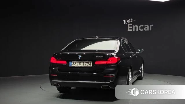 BMW 5 Series (G30) id 3843019 из Кореи 14