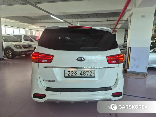 Kia The New Carnival id 4732882 из Кореи 14