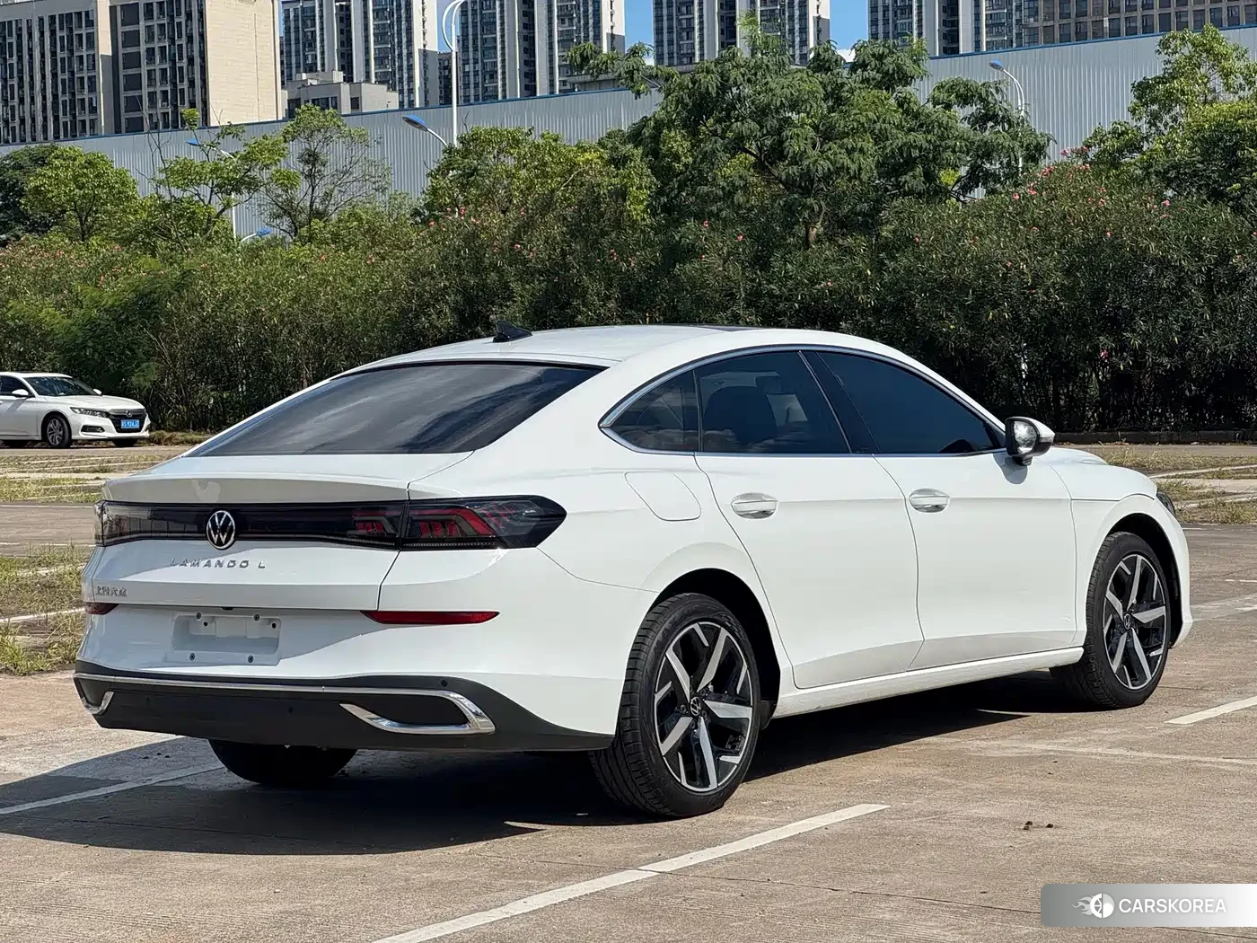 Volkswagen Lamando 2024 Белый из Китая, фото 5