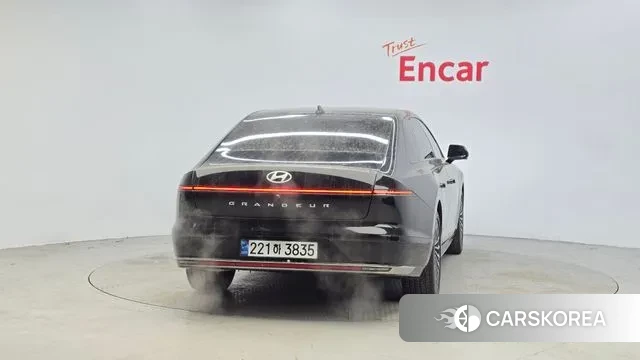 Hyundai Grandeur (GN7) id 3599798 из Кореи 14