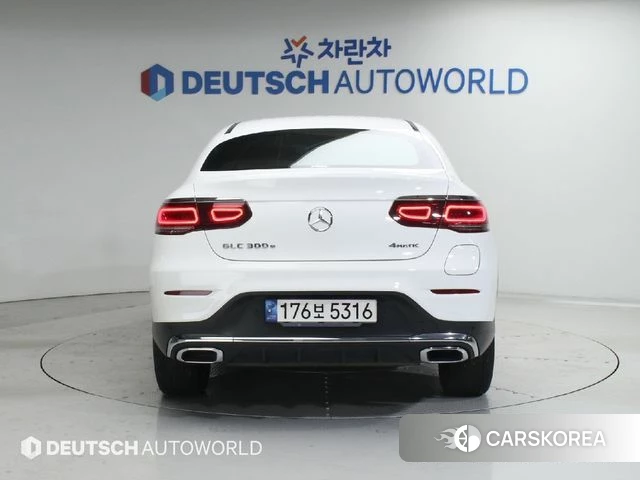 Mercedes-Benz GLC-Class X253 2021 Белый из Кореи, фото 4