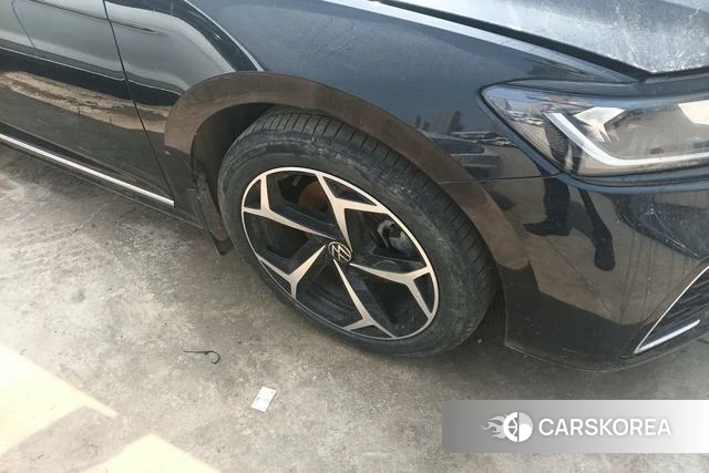 Volkswagen Passat id 4276369 из Китая 11