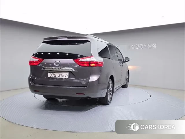 Toyota Sienna id 3351271 из Кореи 14