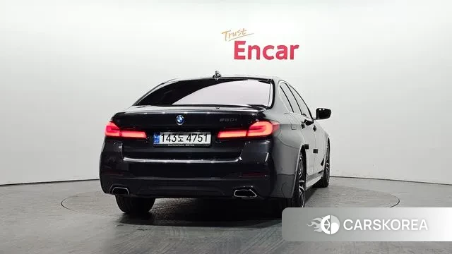 BMW 5 Series (G30) id 3597889 из Кореи 14