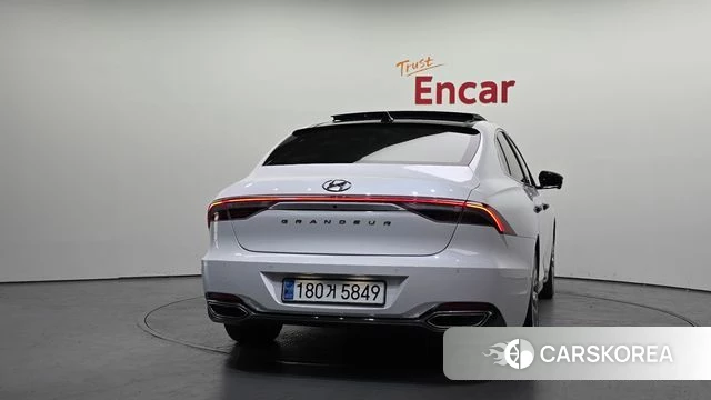 Hyundai The New Grandeur IG id 3942108 из Кореи 14