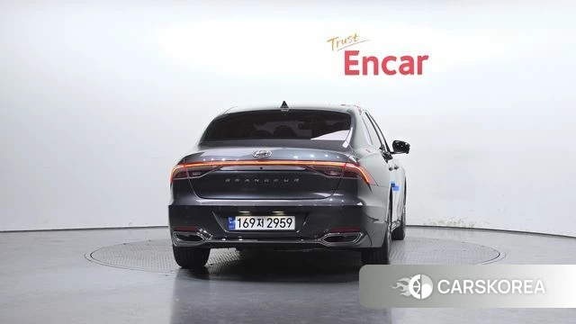 Hyundai The New Grandeur IG id 4423540 из Кореи 25