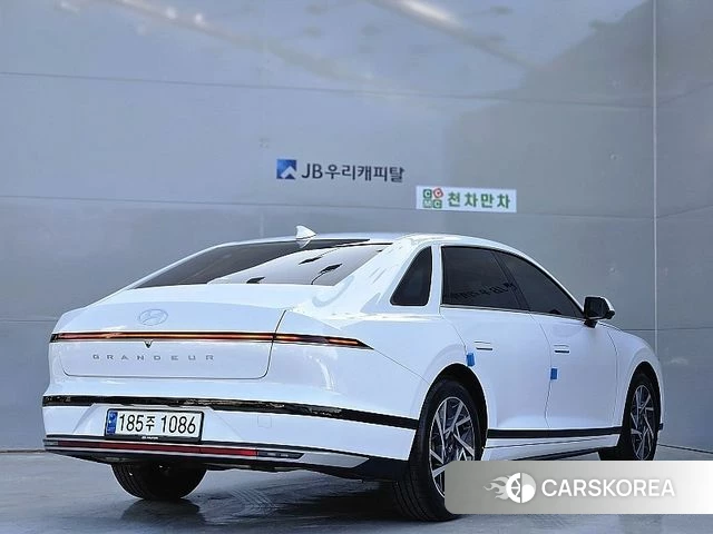 Hyundai Grandeur (GN7) id 4546788 из Кореи 14