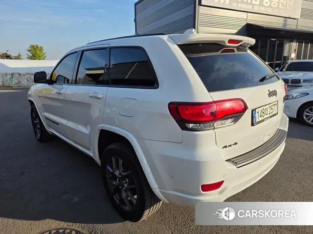 Jeep Grand Cherokee id 3367418 из Кореи 9