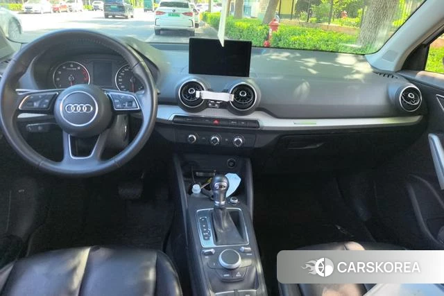 Audi Q2L id 4279264 из Китая 11