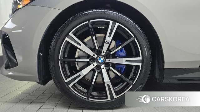 BMW 5 Series (G60) id 4649711 из Кореи 26