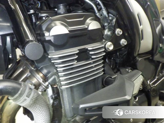 Engine photo