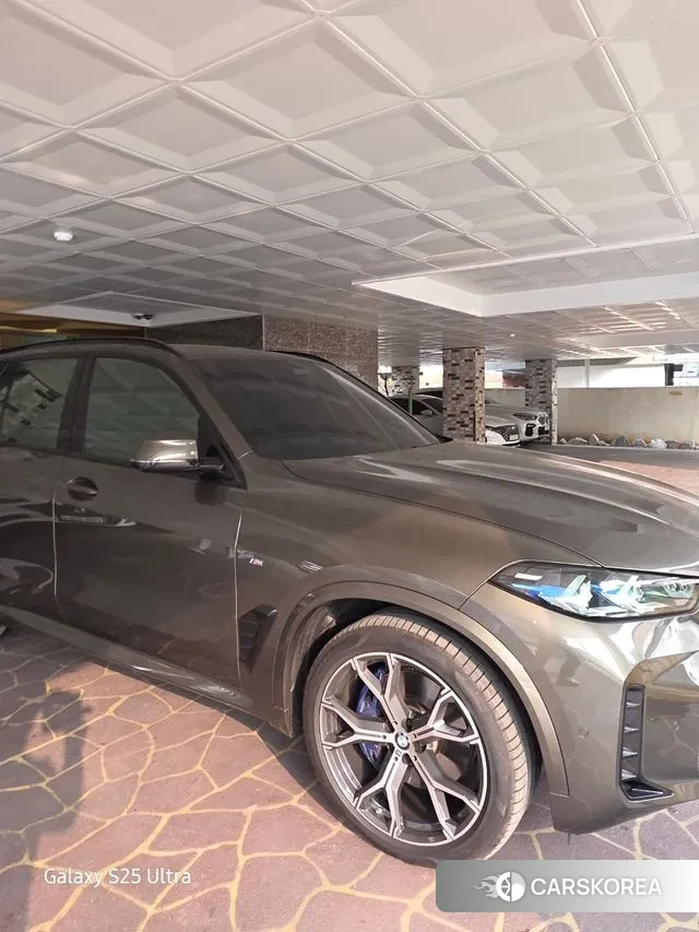 BMW X5 (G05) 2024 Песочный из Кореи, фото 4