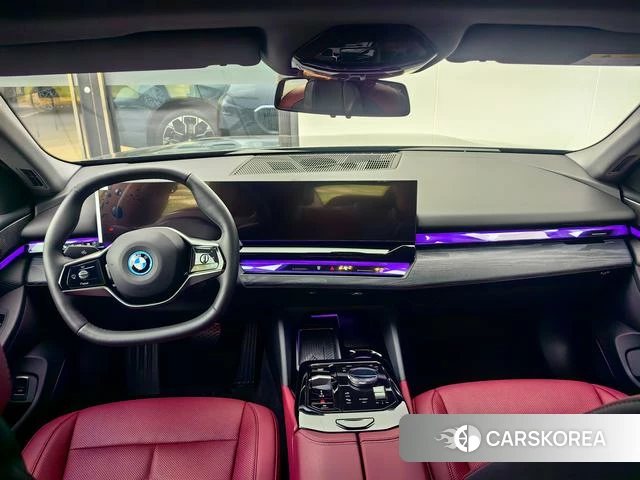 BMW i5 id 3920741 из Китая 8