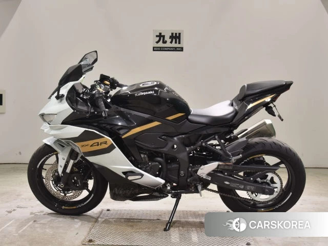 Проданный Kawasaki ZX-4R SE 2025 из Японии, фото 3