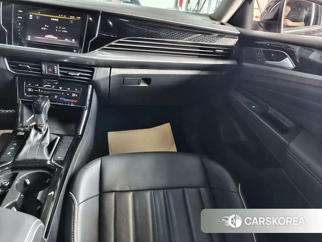 Volkswagen Passat id 4263855 из Китая 16