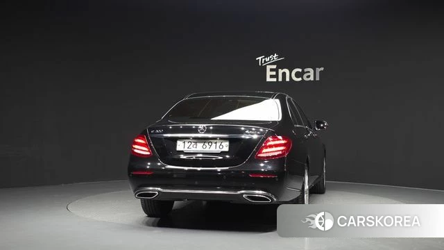 Mercedes-Benz E-Class W213 id 4595446 из Кореи 14