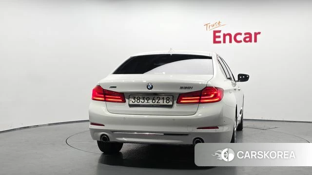 BMW 5 Series (G30) id 4410598 из Кореи 25