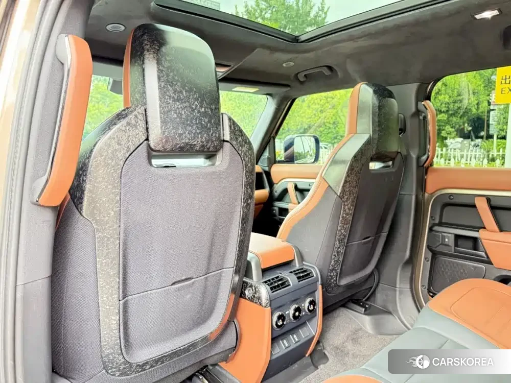 Land Rover Defender id 4548357 из Китая 31