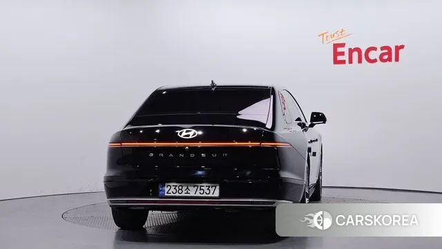 Hyundai Grandeur Hybrid (GN7) id 3015981 из Кореи 14