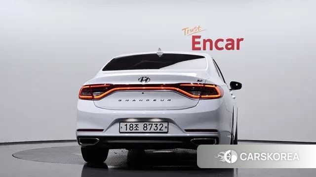 Hyundai Grandeur IG id 3060631 из Кореи 14