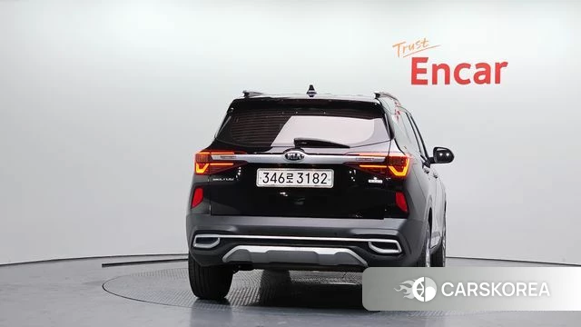 Kia Seltos id 4317581 из Кореи 14