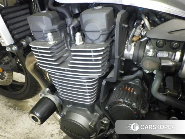 Engine photo