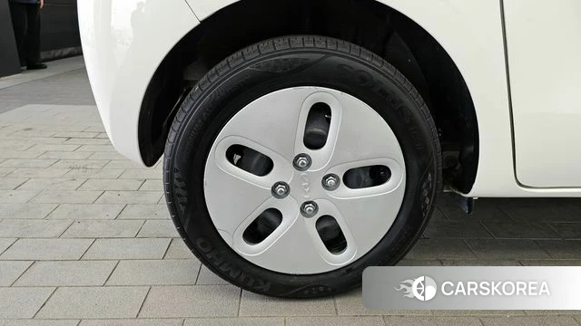 Kia The New Kia Ray EV id 3870725 из Кореи 14