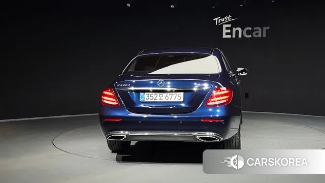 Mercedes-Benz E-Class W213 id 3413289 из Кореи 14